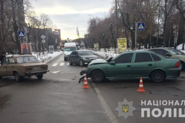 Водій влетів у паркан без прав і відмовився від огляду: суд покарав на 10 років