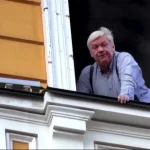 Український учений вибрався з палаючої будівлі НАН через вікно: кадри порятунку облетіли світ